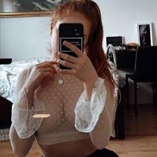 Ginger with nice tits - Porn Videos & Photos - EroMe