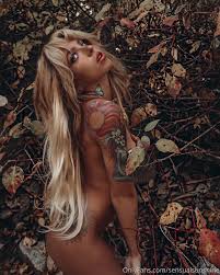 🍁 Fall is here 🍁 just sent out these nakieee nature nudes pi ...