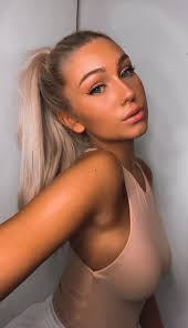 Ellie / Ellielouise99 Nude Leaks OnlyFans - TheFap