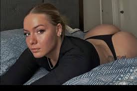 https://public.onlyfans.com/files/n/ns/nsu/nsuzyal...