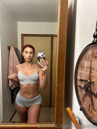 Who wants to sext🫶🏼" by madibutler from OnlyFans | Coomer
