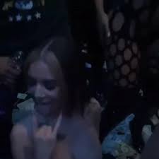 get in cum in her pussy - EroThots