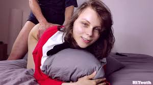 Cum in the Mouth or on the Face? she chose both – hiyouth - EroThots