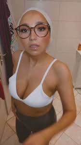 Would you smash me raw??? - Reddit NSFW