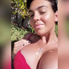 Georgina Rodriguez hot sexy compilation(video not mine) - EroMe