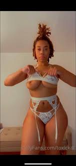 B@ddie - Porn Videos & Photos - EroMe