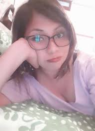 Morning selfie ready for classes 🤓 - Reddit NSFW