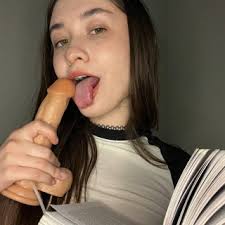 Sasha Palmer Pictures and Videos & similar of @1005730722 manyvids ...