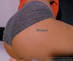 stretch marks 🐅🐯 @vilannii" by vilanniifree from OnlyFans | Coomer