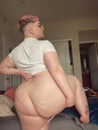 Thick pixie, anyone? - Reddit NSFW