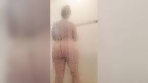 Bikinibee shower - EroThots