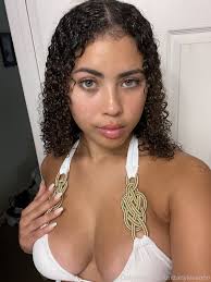 brittanyleeannn onlyfans mega below - Porn - EroMe