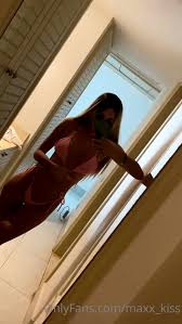 Maxx_Kiss - EroThots