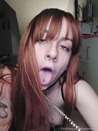 🐰Check my petite horny redhead friend @redheadbekafree ...