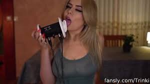 Trinki ASMR wet shirt hot summer - EroThots