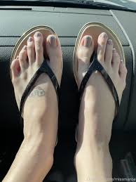 New pedicure! What do you think?" by missmaroe from OnlyFans | Coomer
