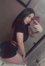 Yes the typical ass on sink pose 🙄 - Reddit NSFW