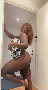 Fatou Pictures and Videos & similar of @fatout onlyfans profile ...