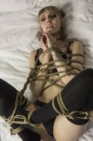 opheliaoh44 loves being tied up by @knottyrogue - Reddit NSFW