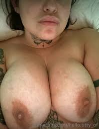 devo dire che tra le labbra e le tette della mia amica @hotb.." by ...