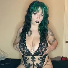 Lilah Dream Free Pictures and Videos & similar of @lilahdreamfree ...