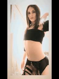 Want my dick or to fill up my bussy with your cum? 😋❤ - EroThots