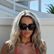 Stephanie Low Nude Leaks 3 Photos - Fapello