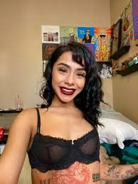 Thisisremm / itcouldbeanyone / remmiegustaa Nude Leaks OnlyFans ...