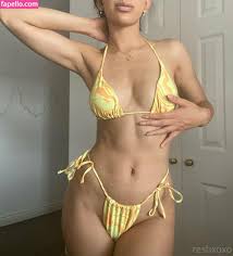 ReshmaFitness / Reshxoxo / resh_xoxo Nude Leaked OnlyFans Photo #9 ...