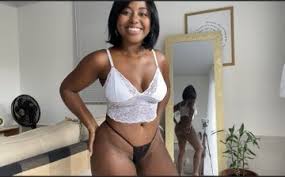 Larissa Pimenta 2 - Porn Videos & Photos - EroMe