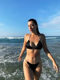 camila-valencia_0011 - EroThots