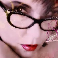 Petra Daniels Pictures and Videos & similar of @1016893 iwantclips ...
