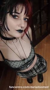 Daria Doom Pictures and Videos & similar of @dariadoomed fancentro ...