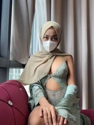 HijabiXXX Gifs and Videos & Images - EroThots