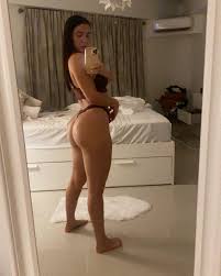 🍑 - EroThots