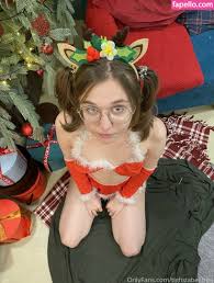 Izabell / Tiny Valerie / tiny.val Nude Leaked OnlyFans Photo #9 ...