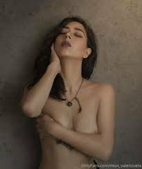Mon Valenzuela / https: / mon_valenzuela Nude Leaks OnlyFans - Fapello