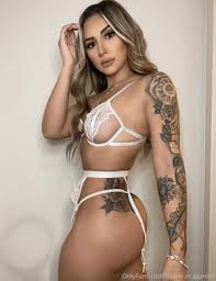 Florita Diaz / Flowerloveislandd (Love Island / floritadiaz_ ...