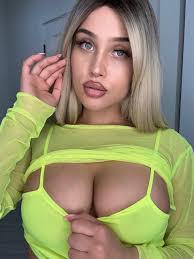 Olivia Wilson Pictures and Videos & similar of @oliviawilsonx ...