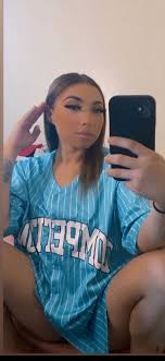 Candyk Pictures and Videos & similar of @candyk29 onlyfans profile ...