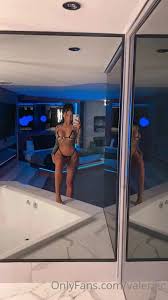 Valerie 2 - EroThots
