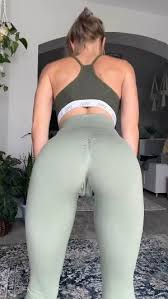 yoga with @flexyogagirl - Reddit NSFW