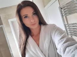 OFF TO BED NOW.. WHO'S CUMMING? LINK IN THE COMMENTS. LIKE ...